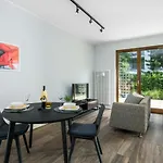 Maraton Gardens Apartments By Noclegi Renters